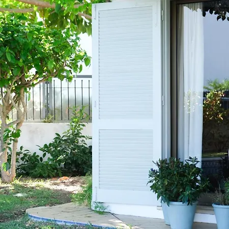 Buganvilla Βίλα Αλμπουφέιρα